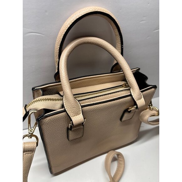 Cream‎ Square Purse (no brand) - Picture 2 of 7